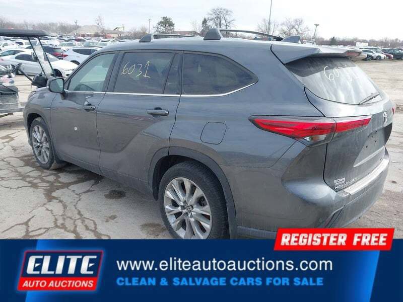 Used 2020 Toyota Highlander Limited image 6