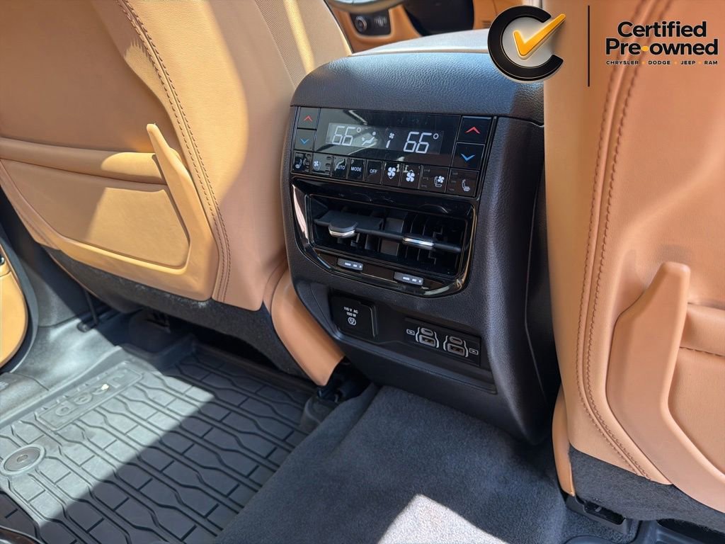 Used 2021 Jeep Grand Cherokee L Summit AWD/4WD image 38