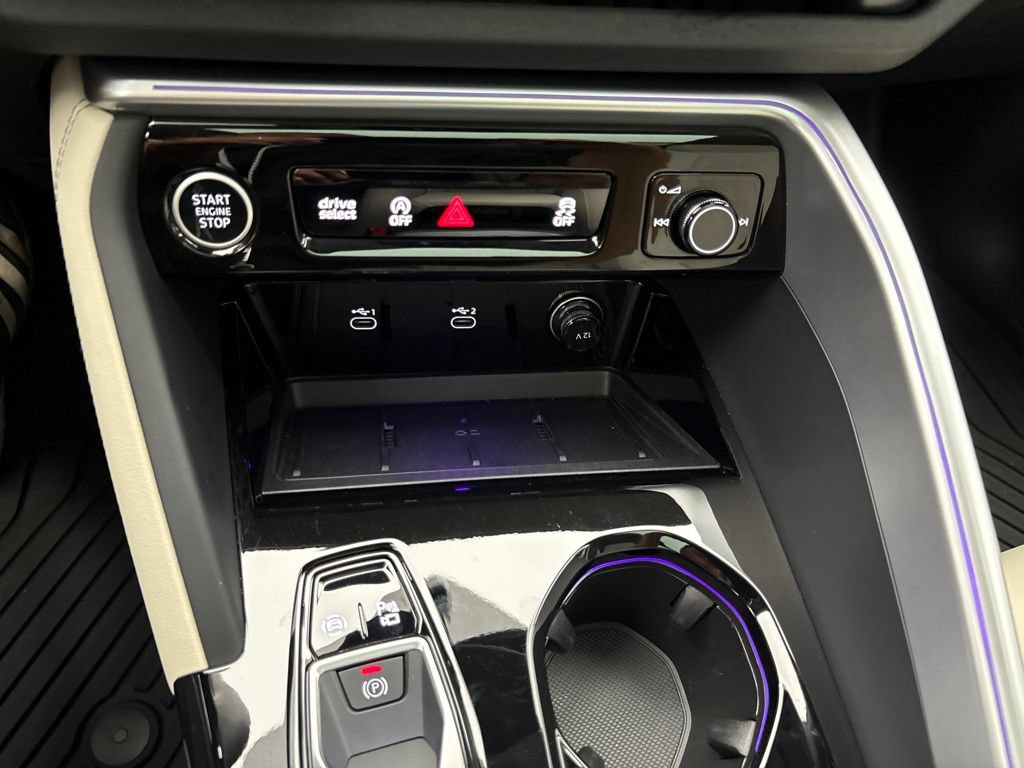 Used 2025 Audi Q5 Prestige AWD/4WD image 35