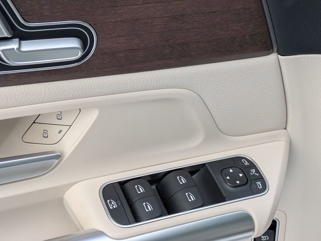 Used 2023 Mercedes-Benz GLA 250 4MATIC image 17