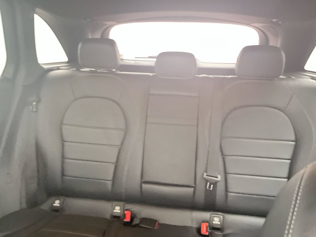 Used 2022 Mercedes-Benz GLC 300 4MATIC image 12