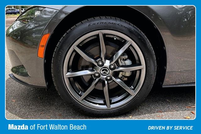 Used 2019 MAZDA MX-5 Miata RF Grand Touring RWD image 32