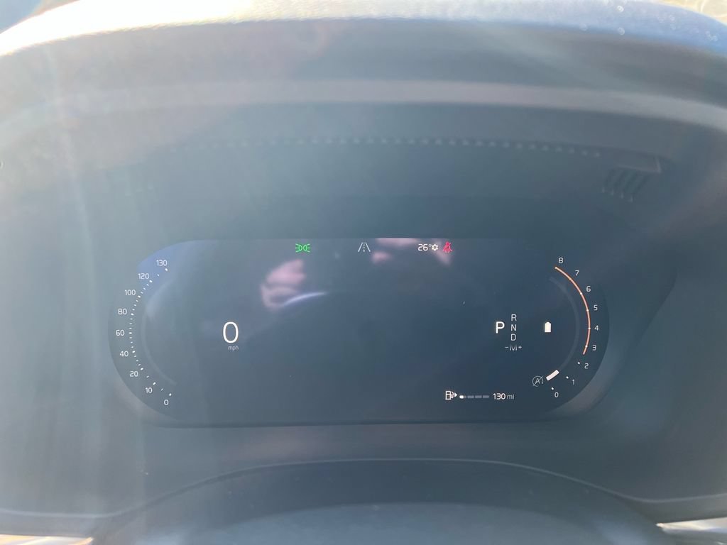 New 2026 Volvo XC60 B5 Plus w/ Protection Package Premier AWD/4WD image 14