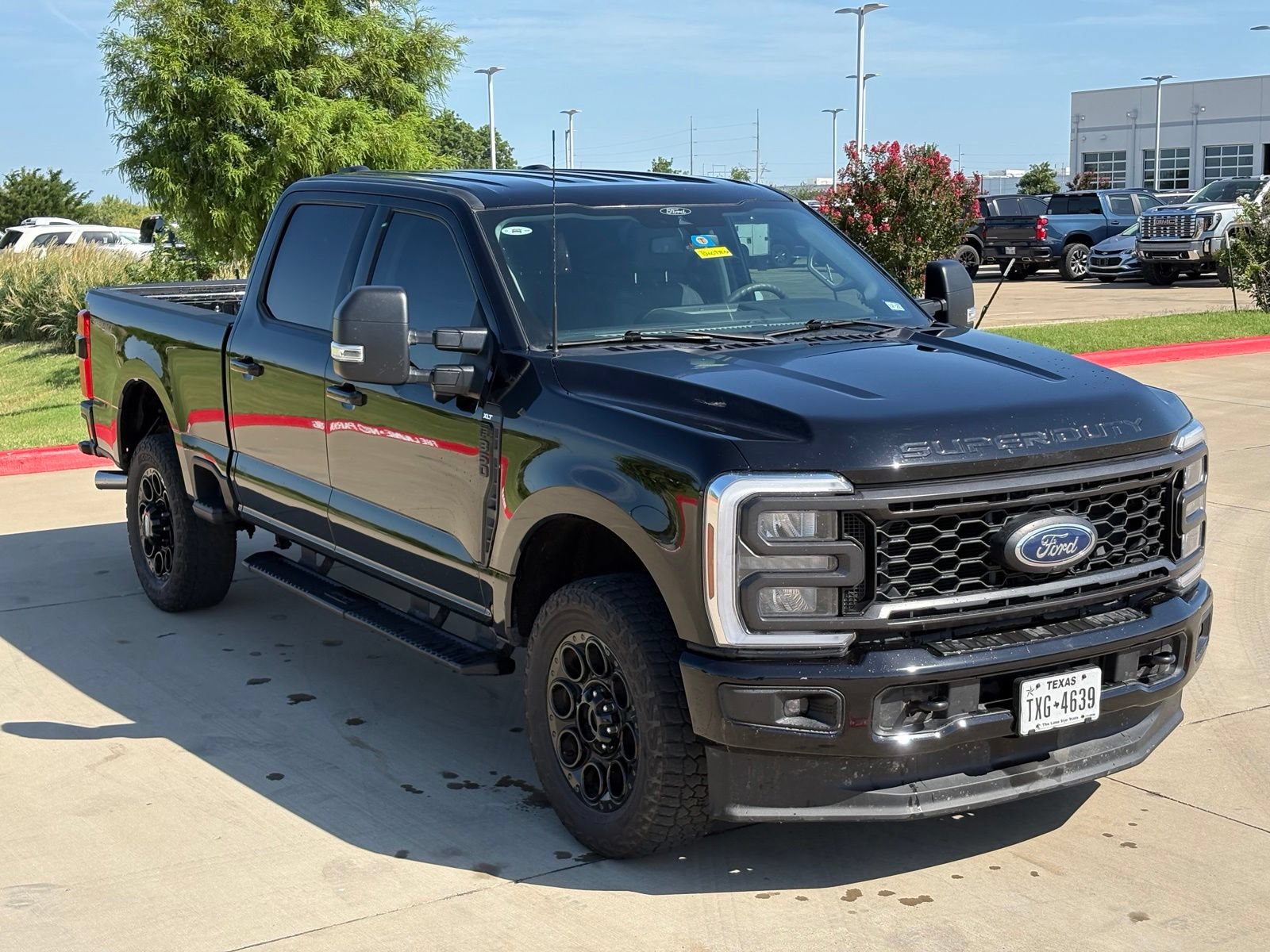 Used 2024 Ford F350 XLT w/ XLT Premium Package AWD/4WD image 12