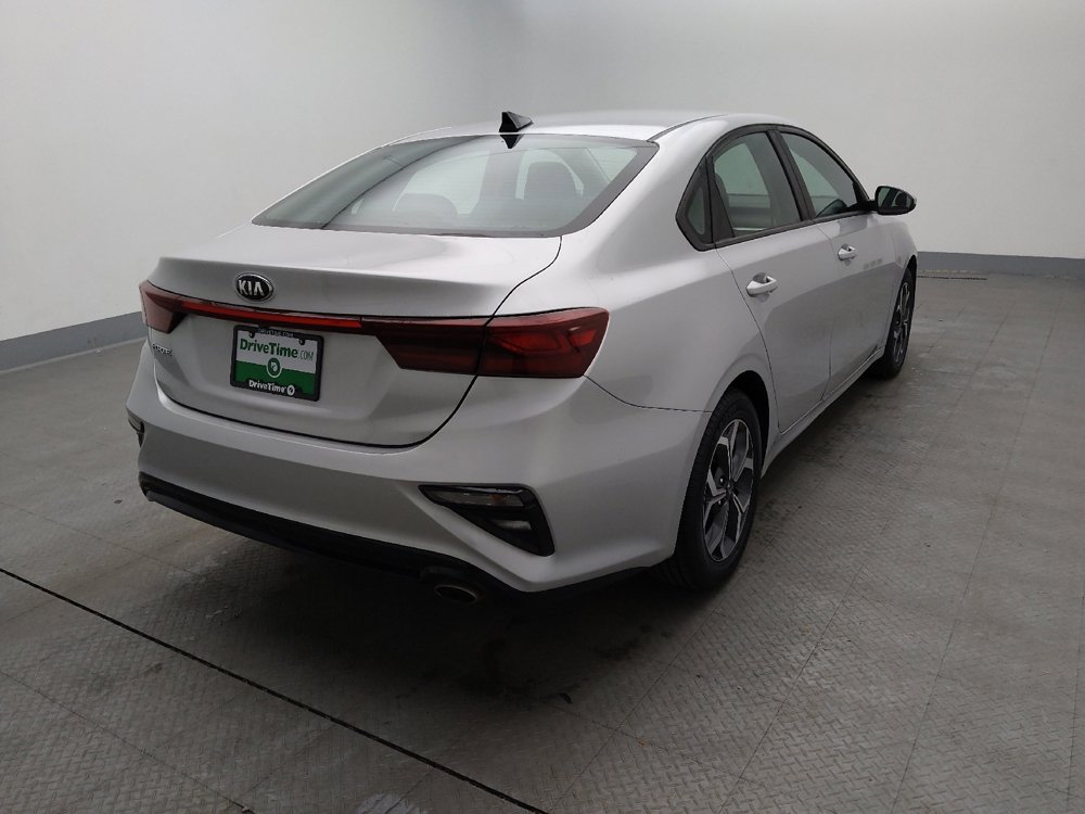 Used 2019 Kia Forte LXS image 9