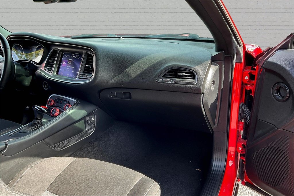 Used 2022 Dodge Challenger R/T RWD image 23