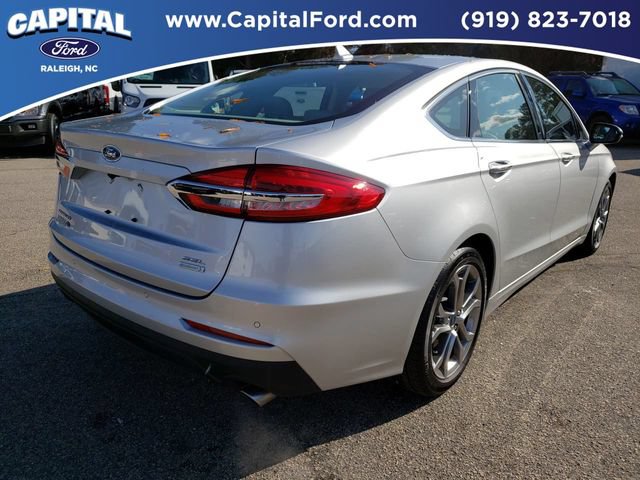 Used 2019 Ford Fusion SEL FWD image 11