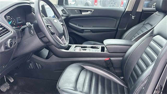 Used 2024 Ford Edge SEL w/ Convenience Package image 23