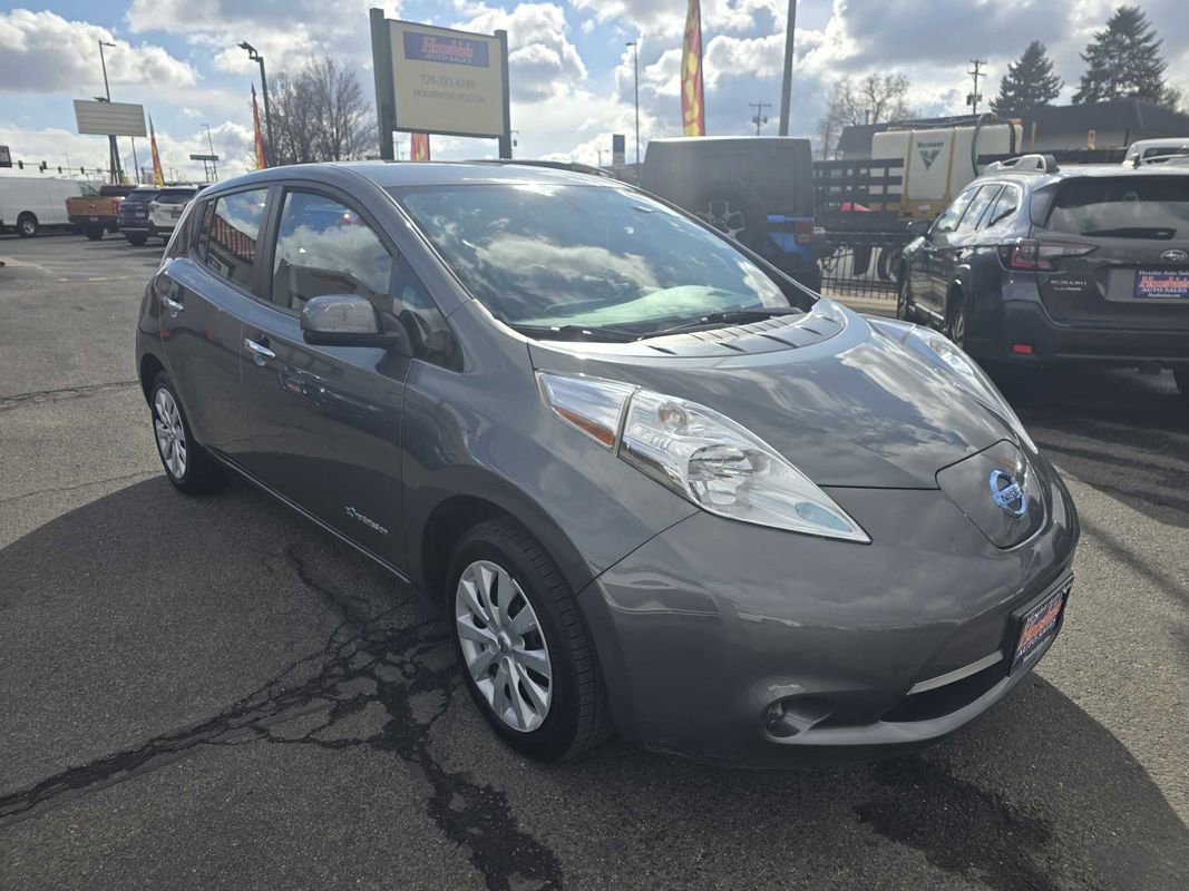 Used 2017 Nissan Leaf S image 6