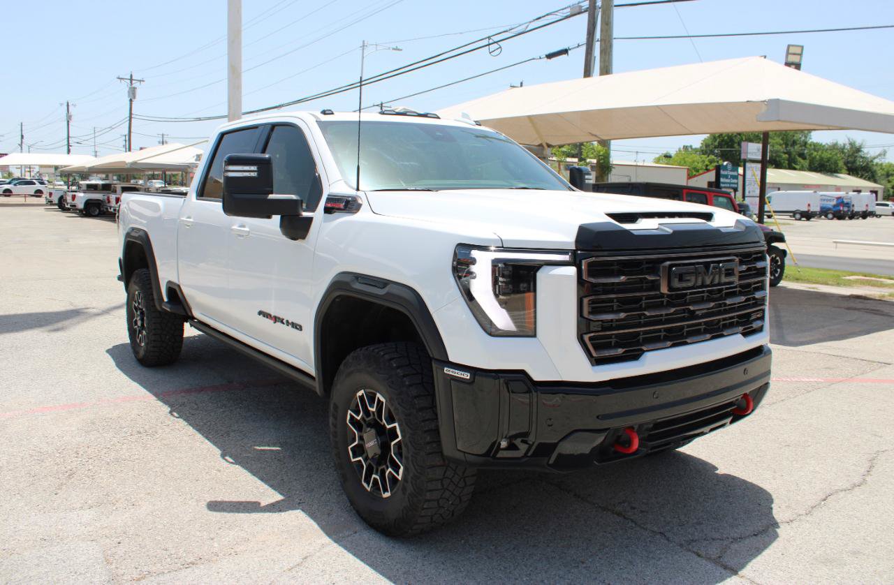 Used 2026 GMC Sierra 2500 AT4X w/ Snow Plow Prep/Camper Package AWD/4WD image 3