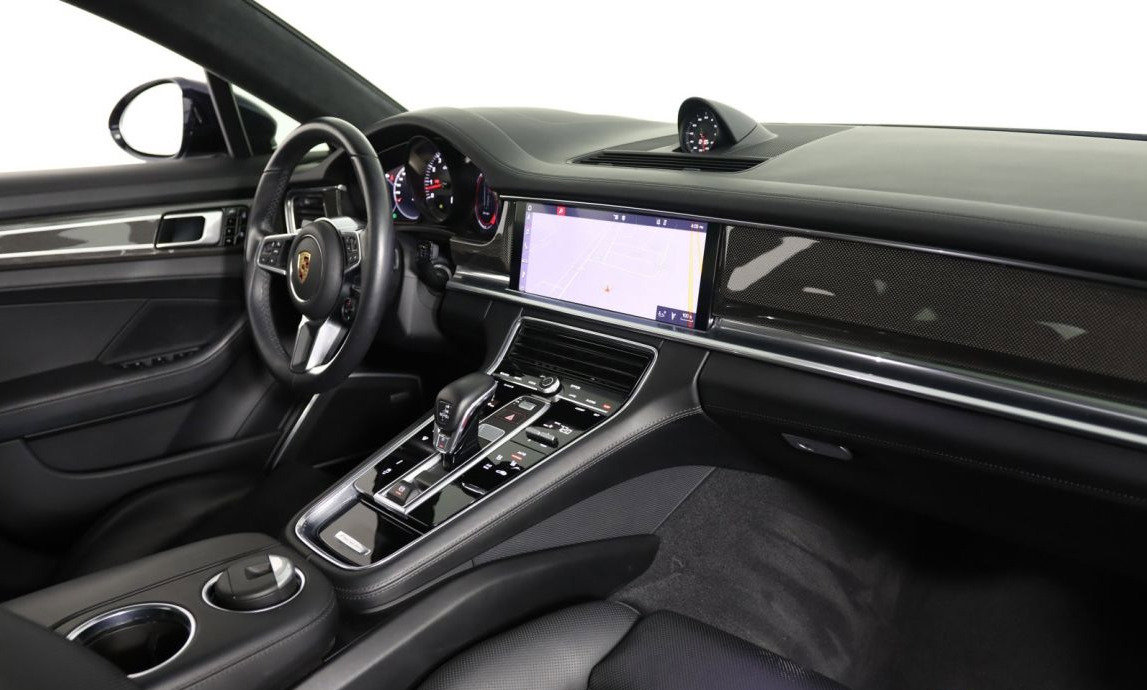 Used 2019 Porsche Panamera GTS AWD/4WD image 11