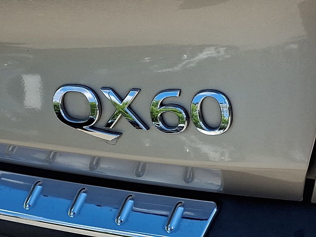 Used 2023 INFINITI QX60 Luxe FWD image 34