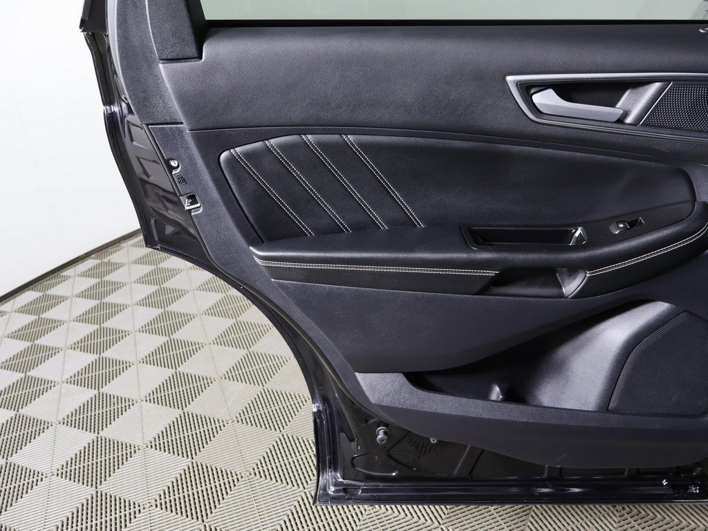 Used 2020 Ford Edge ST w/ Cold Weather Package image 24