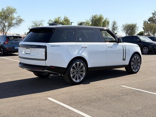 New 2026 Land Rover Range Rover Long Wheelbase SE AWD/4WD image 18