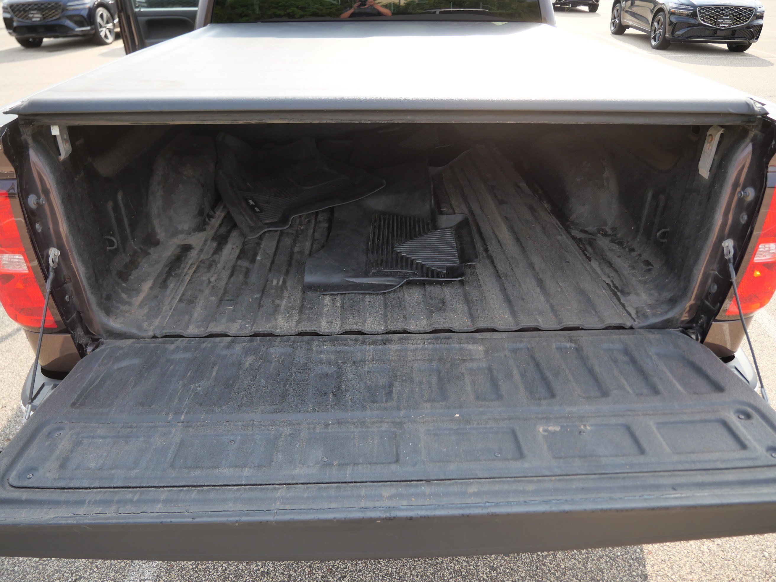 Used 2016 Chevrolet Silverado 1500 LT w/ All Star Edition AWD/4WD image 18