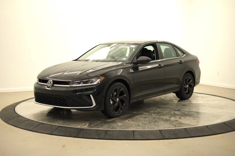 New 2026 Volkswagen Jetta SE image 7