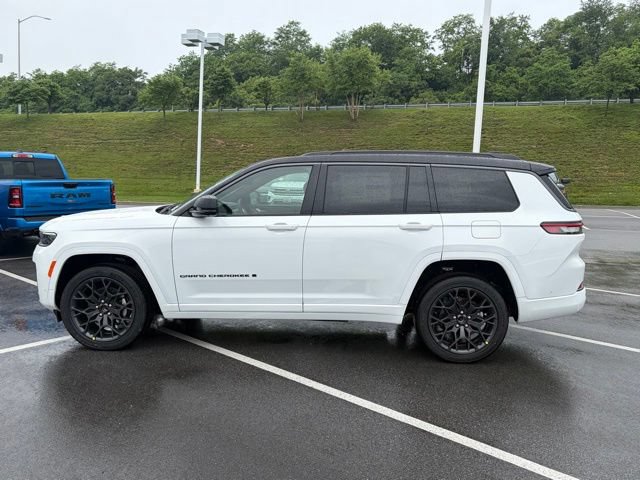 New 2026 Jeep Grand Cherokee L Summit AWD/4WD image 3