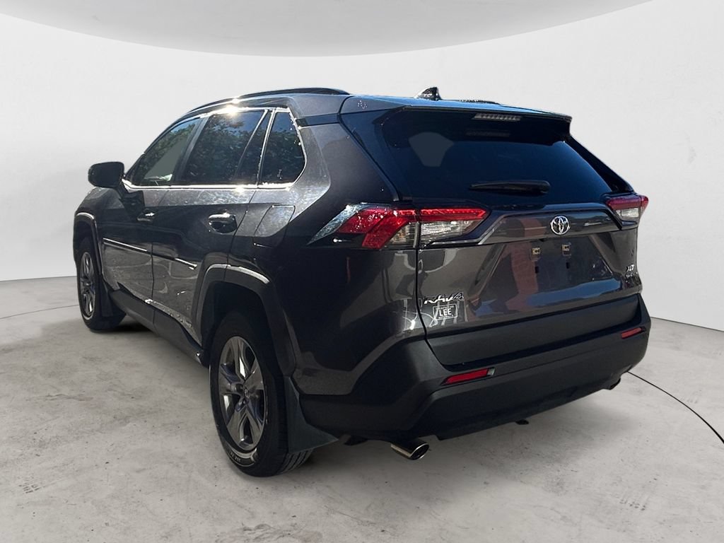 Used 2025 Toyota RAV4 XLE w/ Weather Package AWD/4WD image 3
