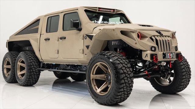 Used 2025 Jeep Gladiator Sport image 2