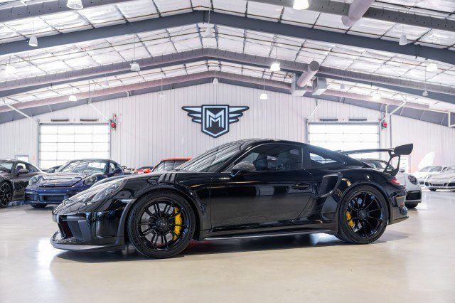 Used 2019 Porsche 911 GT3 RS RWD image 1