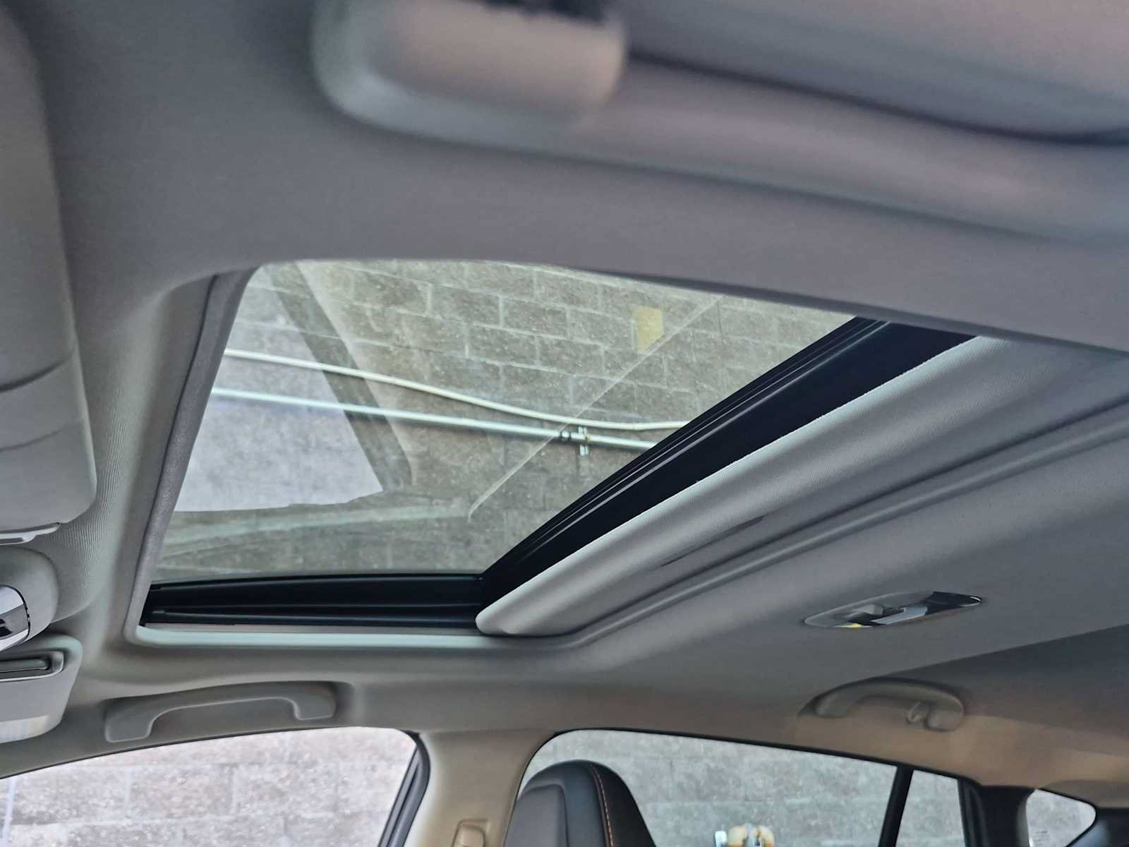 Certified 2024 Subaru Crosstrek 2.5i Limited w/ Crosstrek Mirror Package AWD/4WD image 19