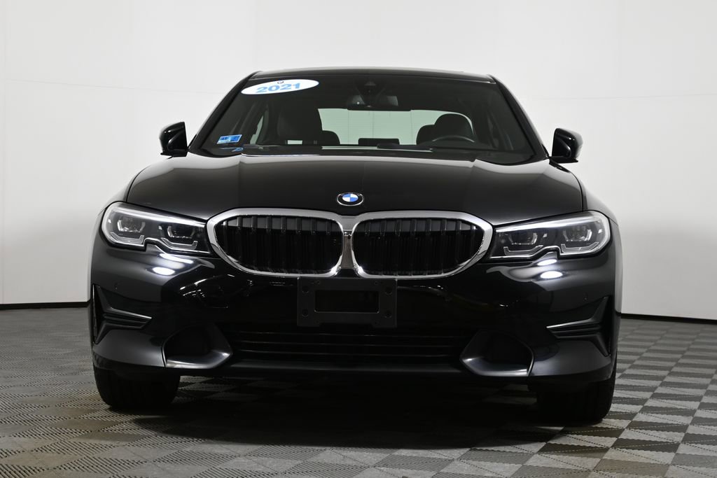 Used 2021 BMW 330e xDrive w/ Convenience Package image 10