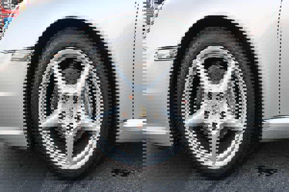 Used 2005 Porsche 911 Carrera image 33