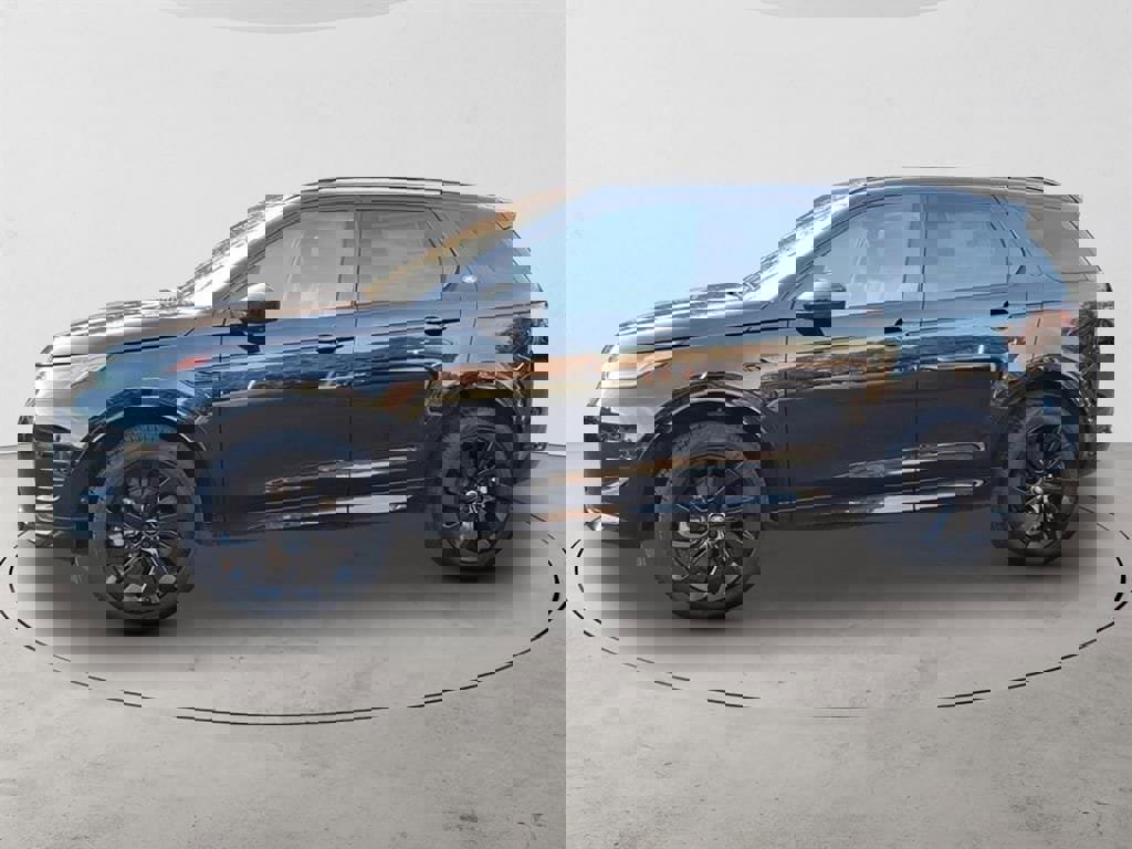 New 2025 Land Rover Discovery Sport Dynamic SE image 8