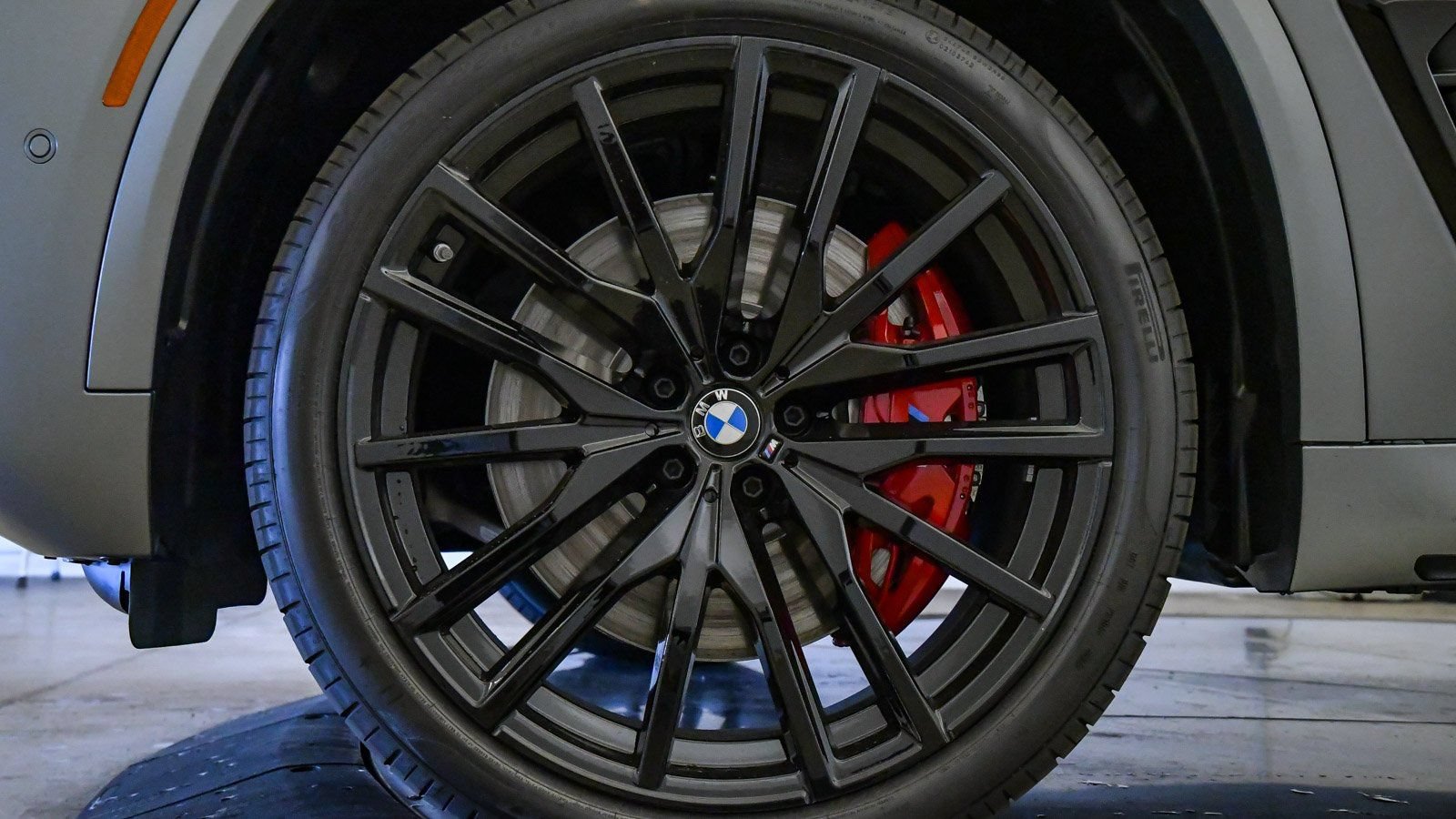 New 2026 BMW X5 M60i AWD/4WD image 12