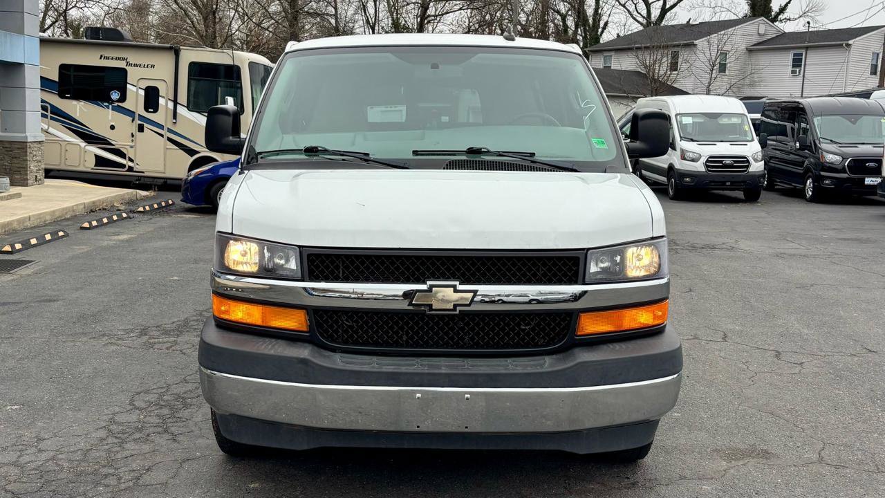 Used 2017 Chevrolet Express 3500 LT w/ LT Preferred Equipment Group image 3