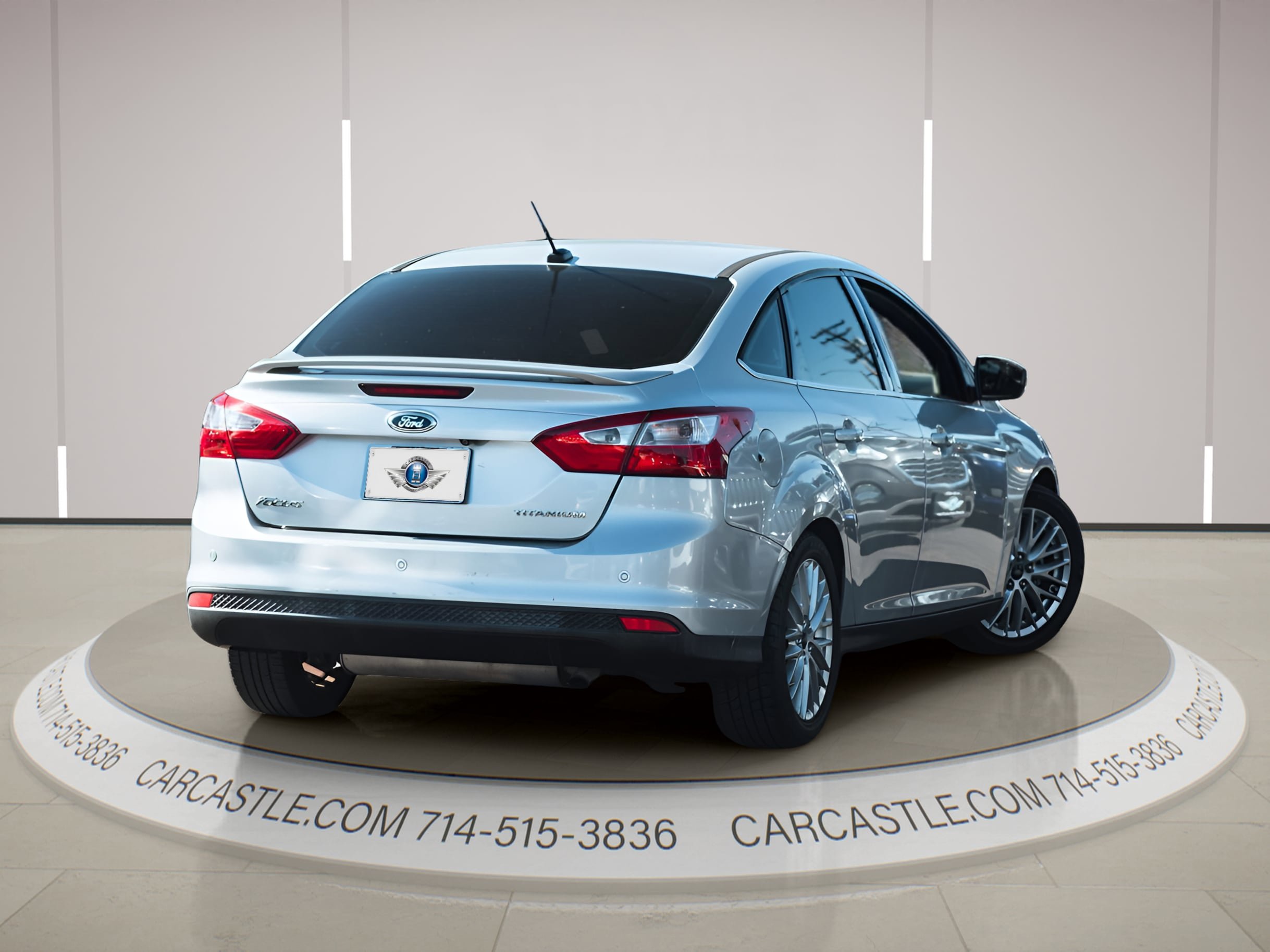 Used 2014 Ford Focus Titanium image 2