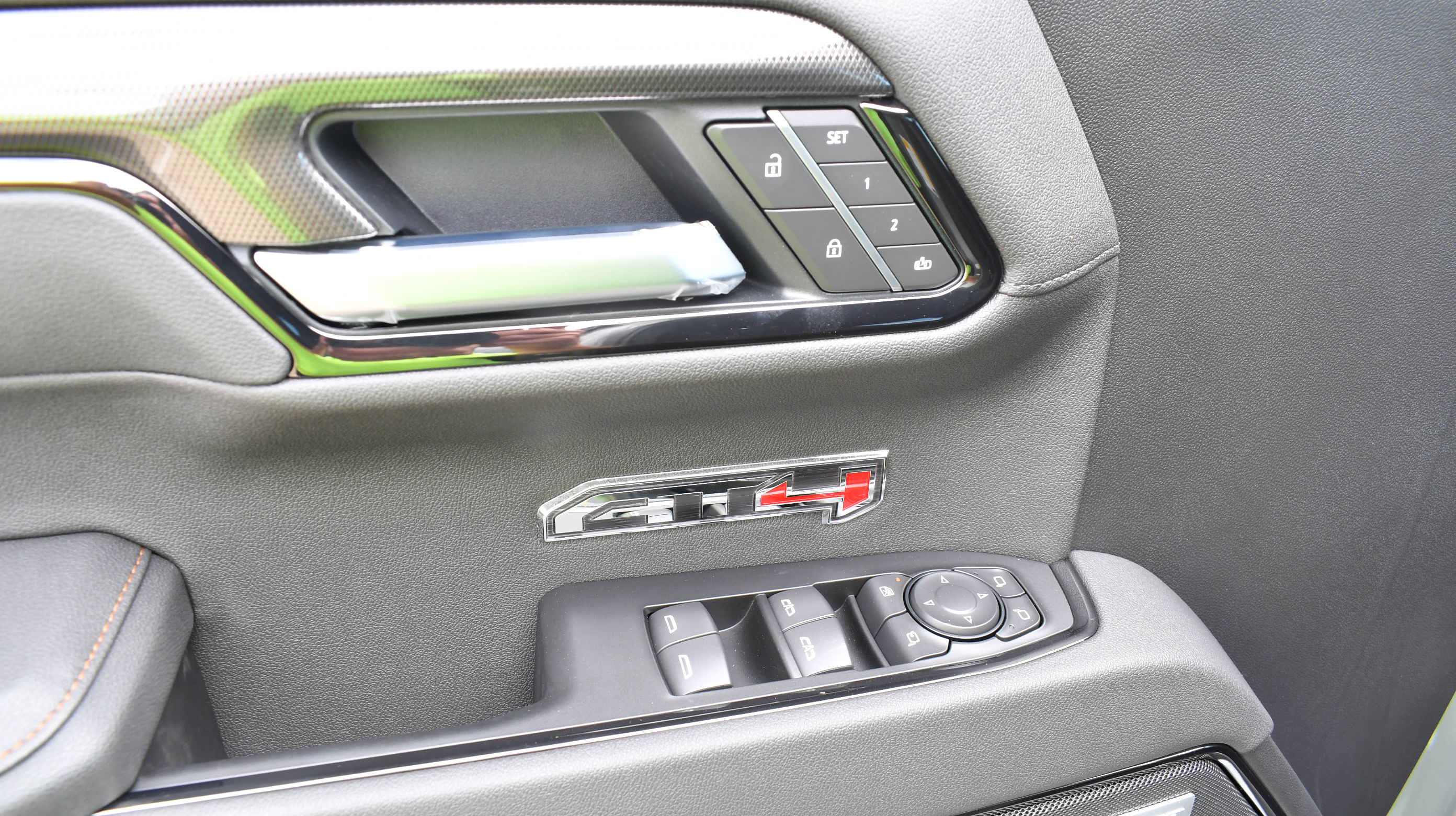 New 2026 GMC Sierra 1500 AT4 image 13