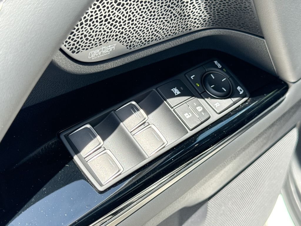 New 2026 Lexus LX 600 4WD w/ Luxury Package image 14