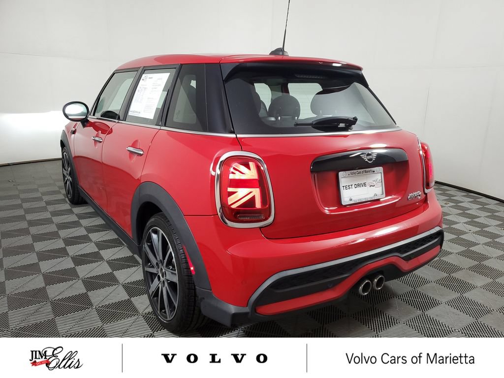 Used 2022 MINI Cooper S w/ Premium Package FWD image 9