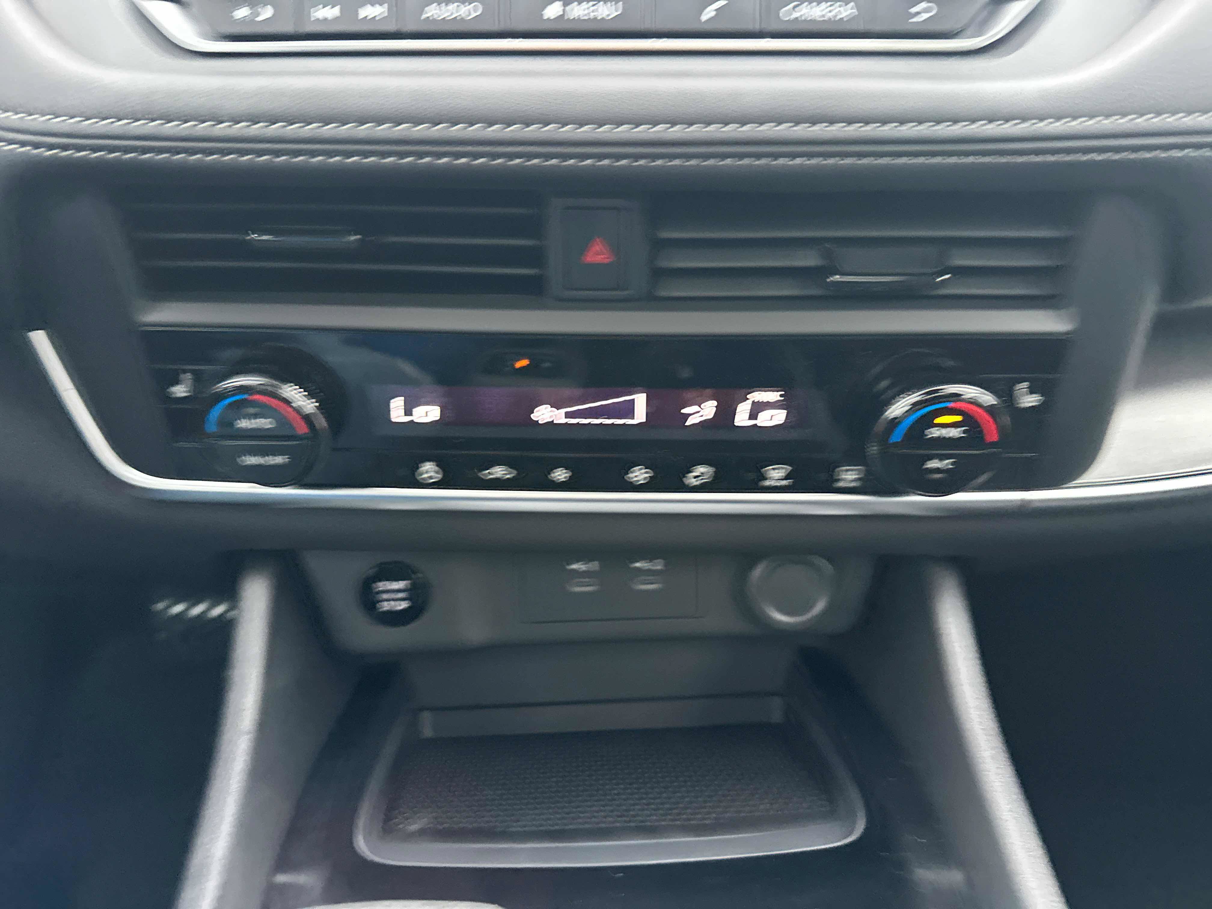 New 2027 Nissan Rogue SV AWD/4WD image 34
