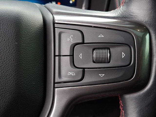 Used 2022 Chevrolet Suburban RST w/ Sport Performance Package image 20