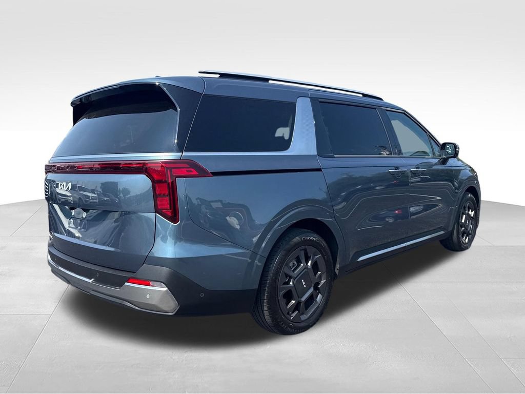 Used 2025 Kia Carnival SX FWD image 8