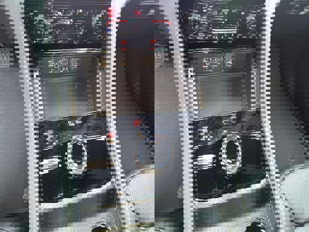 New 2025 Jeep Grand Cherokee L Limited w/ Luxury Tech Group II image 20