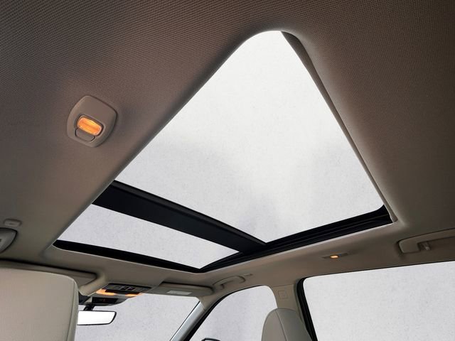 Used 2023 Nissan Rogue SL image 19