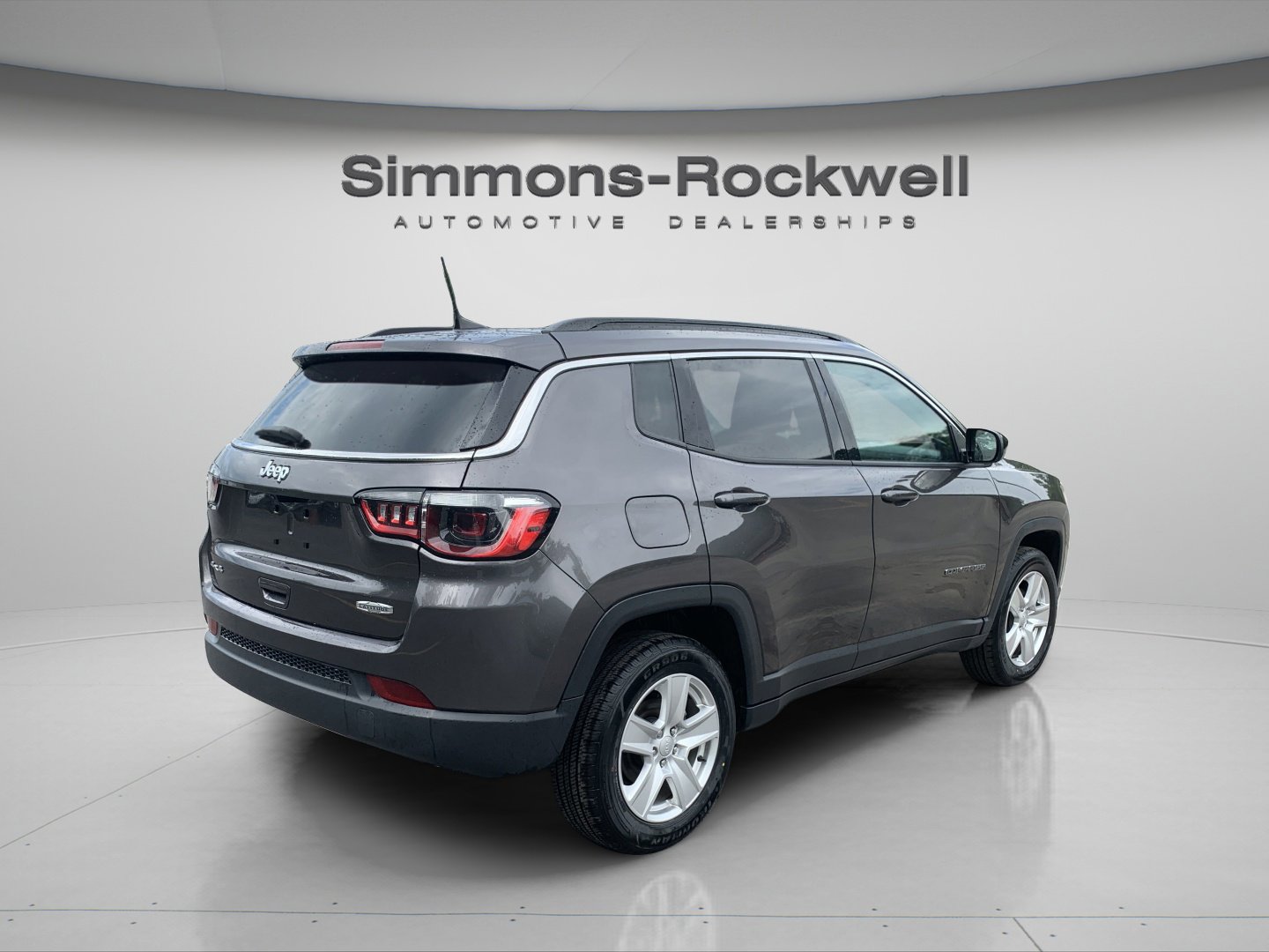 Used 2022 Jeep Compass Latitude image 5