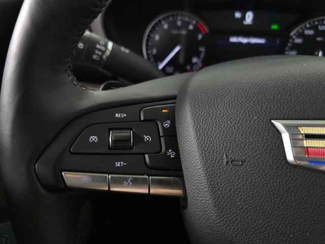 Certified 2023 Cadillac XT4 Luxury w/ Cold Weather Package image 20
