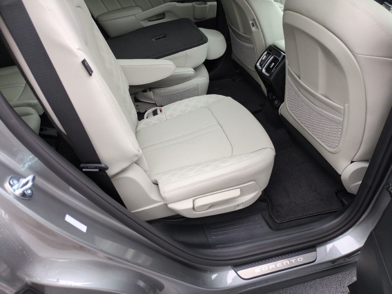 New 2026 Kia Sorento SX Prestige AWD/4WD image 47