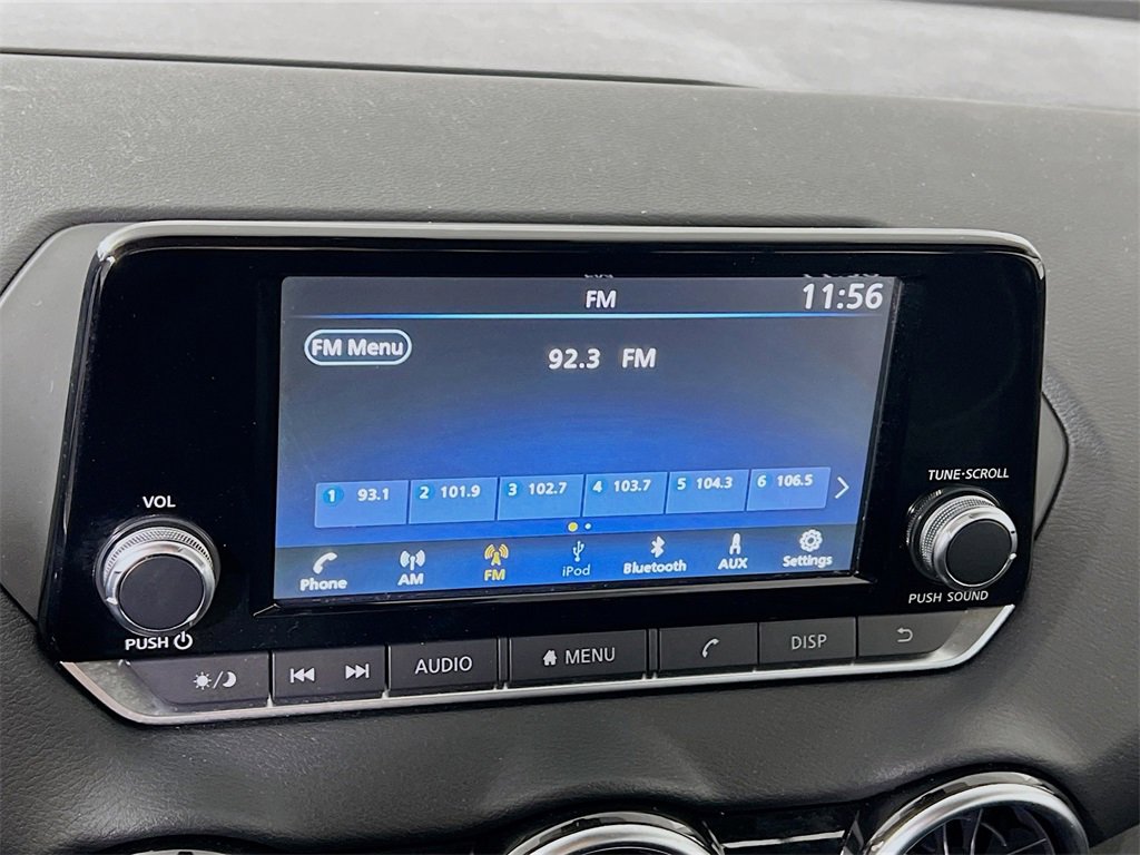 Used 2024 Nissan Sentra S image 7