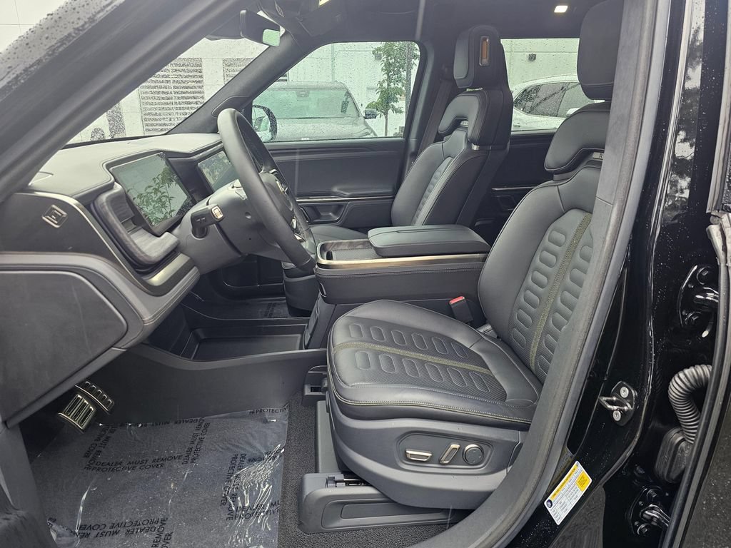Used 2022 Rivian R1S Launch Edition AWD/4WD image 23