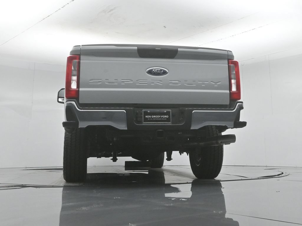 New 2026 Ford F250 XLT w/ FX4 Off-Road Package AWD/4WD image 48