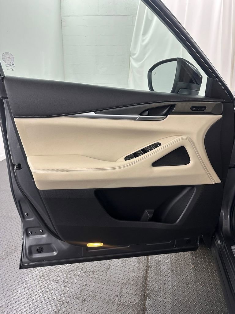 Used 2023 INFINITI QX60 Luxe image 8