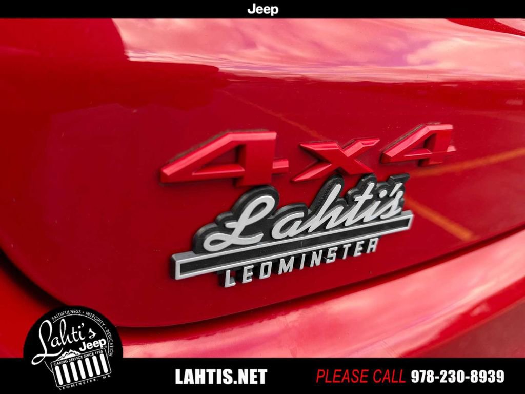 Certified 2022 Jeep Compass Limited w/ (RED) Package image 27