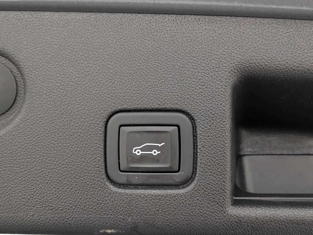 Used 2024 Chevrolet Equinox LT AWD/4WD image 6