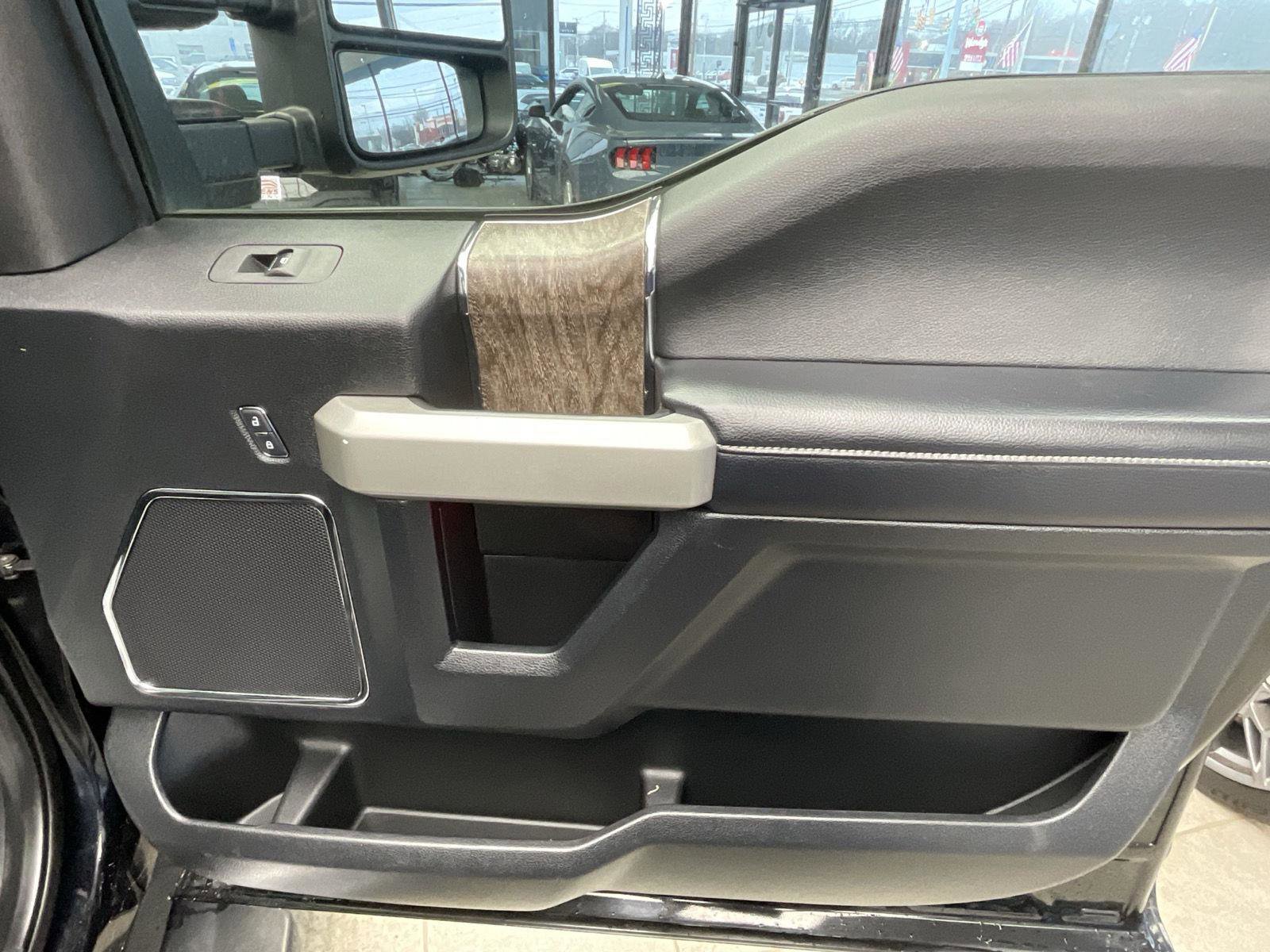 Used 2017 Ford F450 Lariat w/ Lariat Ultimate Package image 8