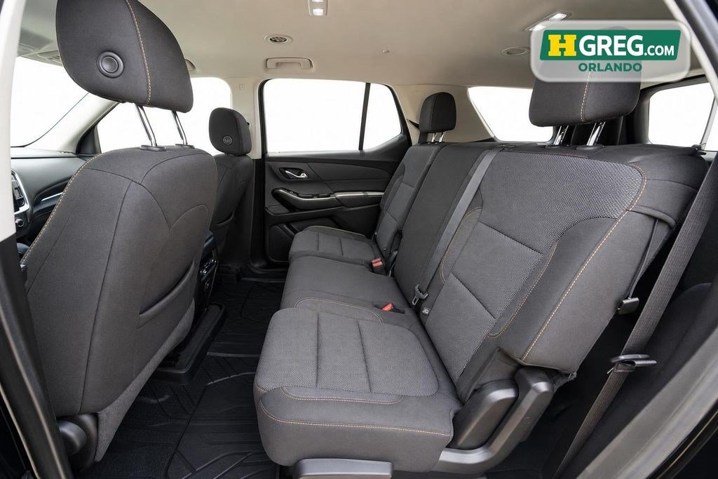 Used 2021 Chevrolet Traverse LS FWD image 16